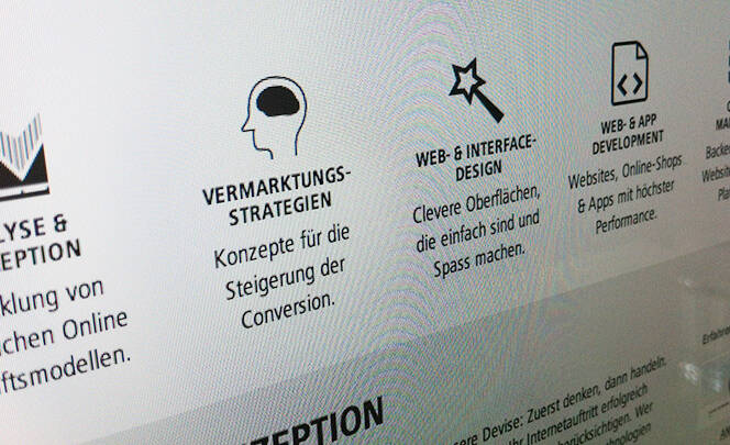 Online Vermarktungsstrategien made by MASSIVE ART Online Vermarktungsstrategien made by MASSIVE ART