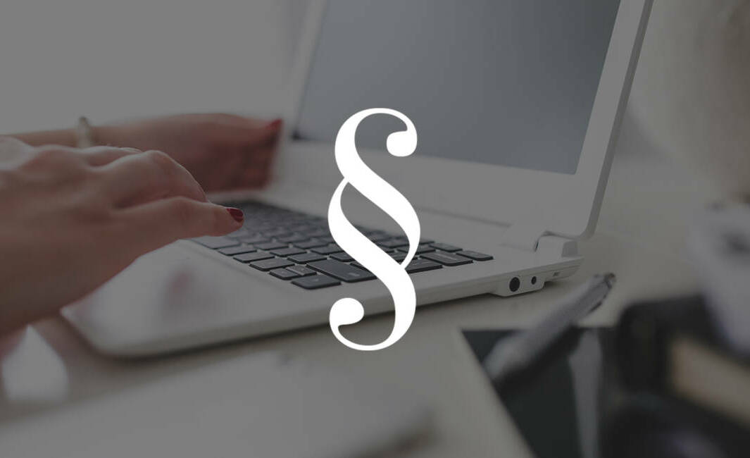 Für Webshop-Betreiber gibt es strenge Informationspflichten. MASSIVE ART Online Recht Button-Lösung