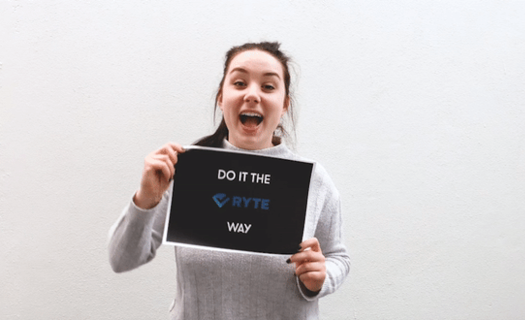 Elena Giphy 1 Elena Giphy 1