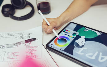 Mit Hilfe eines Designsystems können neue Applikationen nicht nur schneller, sondern auch messbar wirksamer entwickelt werden. UI/UX Design - Illustrations