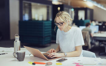 MASSIVE ART Marketing MASSIVE ART Marketing