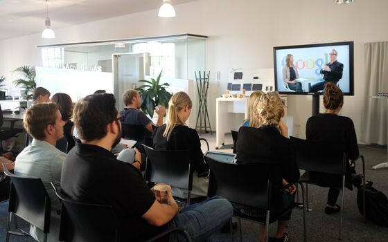 MASSIVE-ART-Digitale-Weihnachten-mit-Google-Hangout
