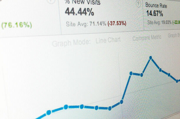 MASSIVE ART Blog Header Google Analytics